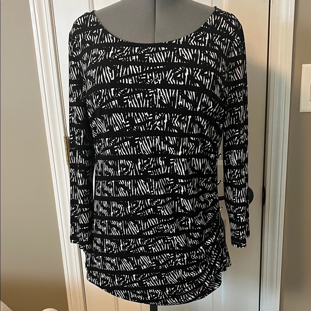 Calvin Klein Abstract Black and White 3/4 Sleeve Round Collar Blouse Top